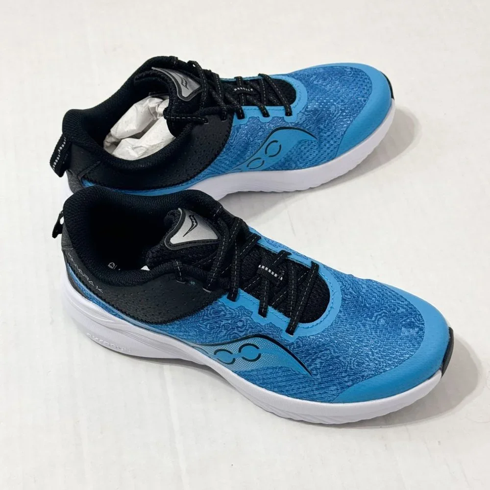 Saucony NWOB Sz 5 Blue/Black Unisex-Child Kinvara 14 Lace to Toe Sneaker